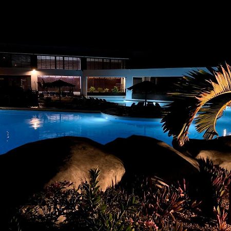 Le Loft Manganao Daire Saint-Francois  Dış mekan fotoğraf