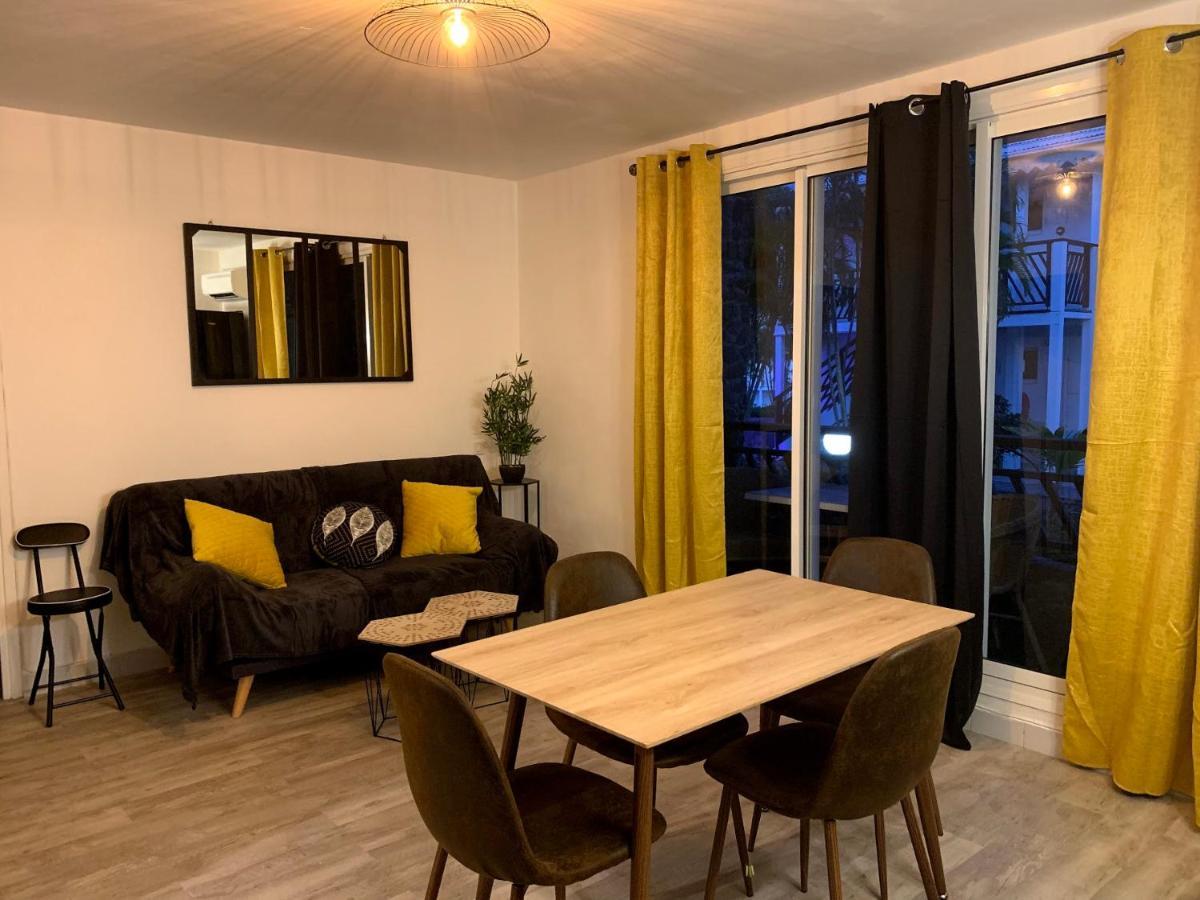Le Loft Manganao Daire Saint-Francois  Dış mekan fotoğraf